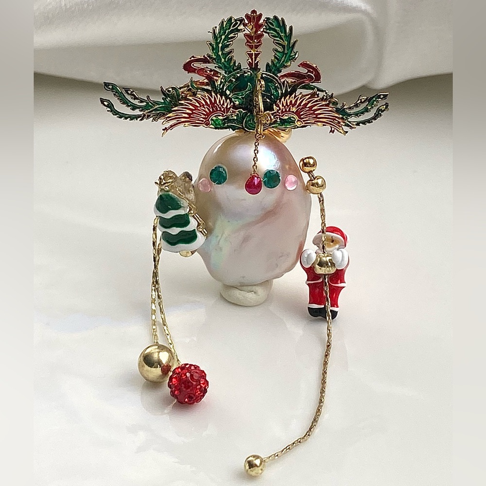 P203-EXCLUSIVE Handmade Flameball Pearl Climbing Santa Detachable pendant